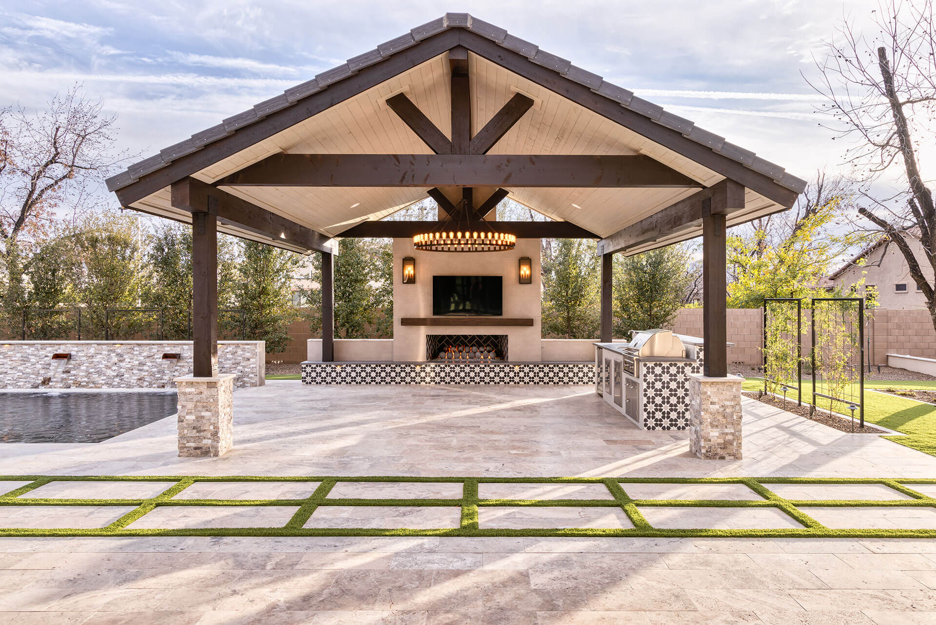 engle-wheeler-2024-pool-builder-arizona-7